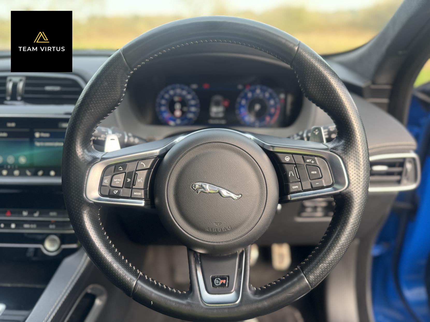 Jaguar F-PACE 5.0 V8 SVR SUV 5dr Petrol Quickshift AWD Euro 6 (s/s) (550 ps)