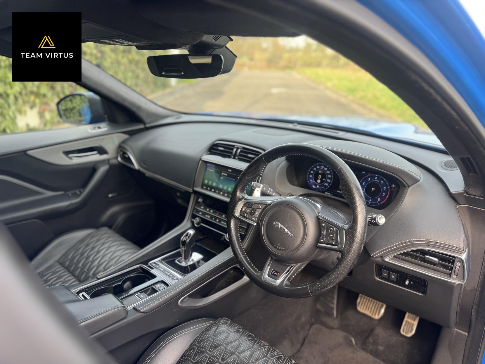 Jaguar F-PACE 5.0 V8 SVR SUV 5dr Petrol Quickshift AWD Euro 6 (s/s) (550 ps)