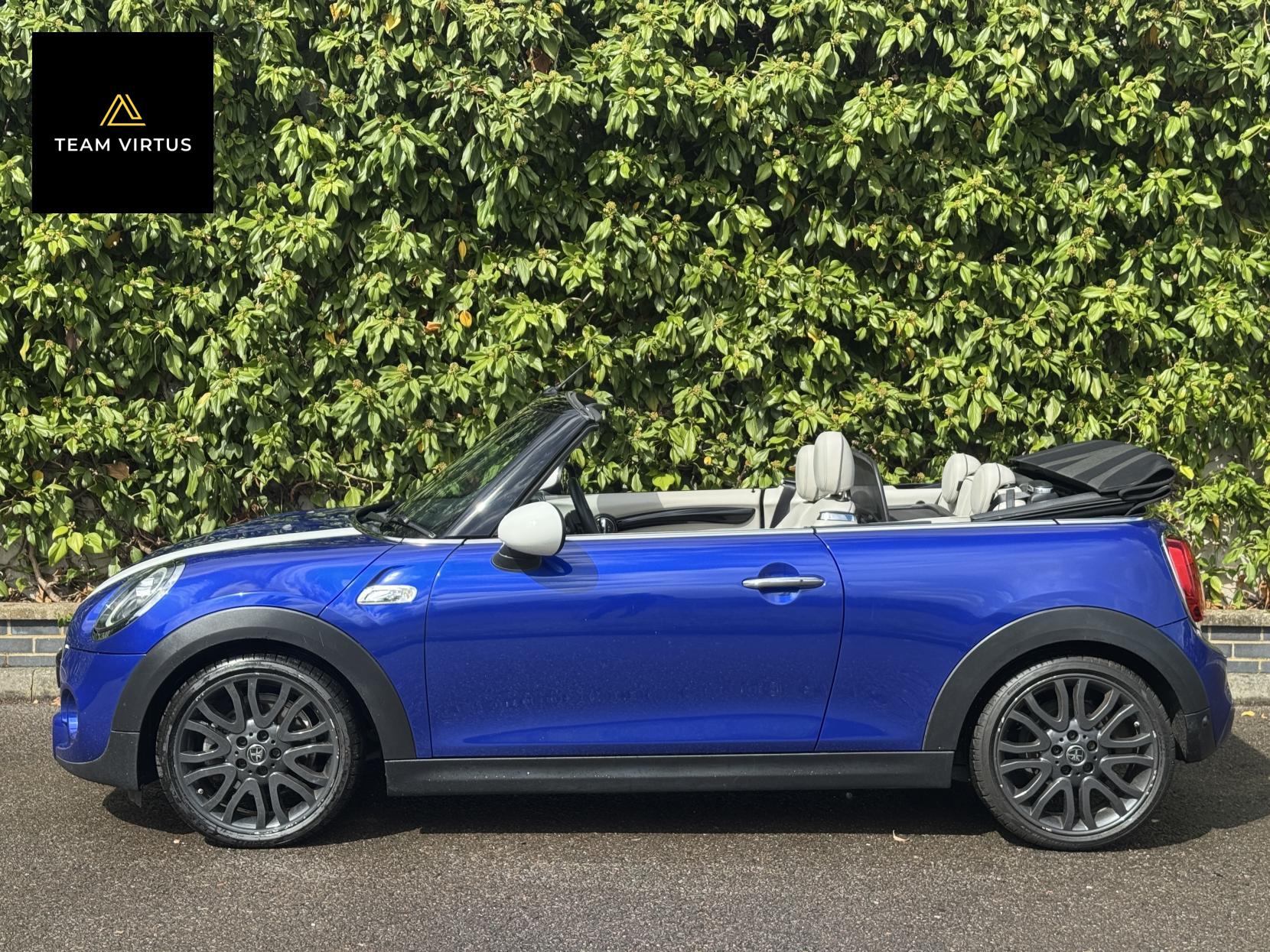 MINI Convertible 2.0 Cooper S 25th Anniversary Convertible 2dr Petrol Steptronic Euro 6 (s/s) (192 ps)