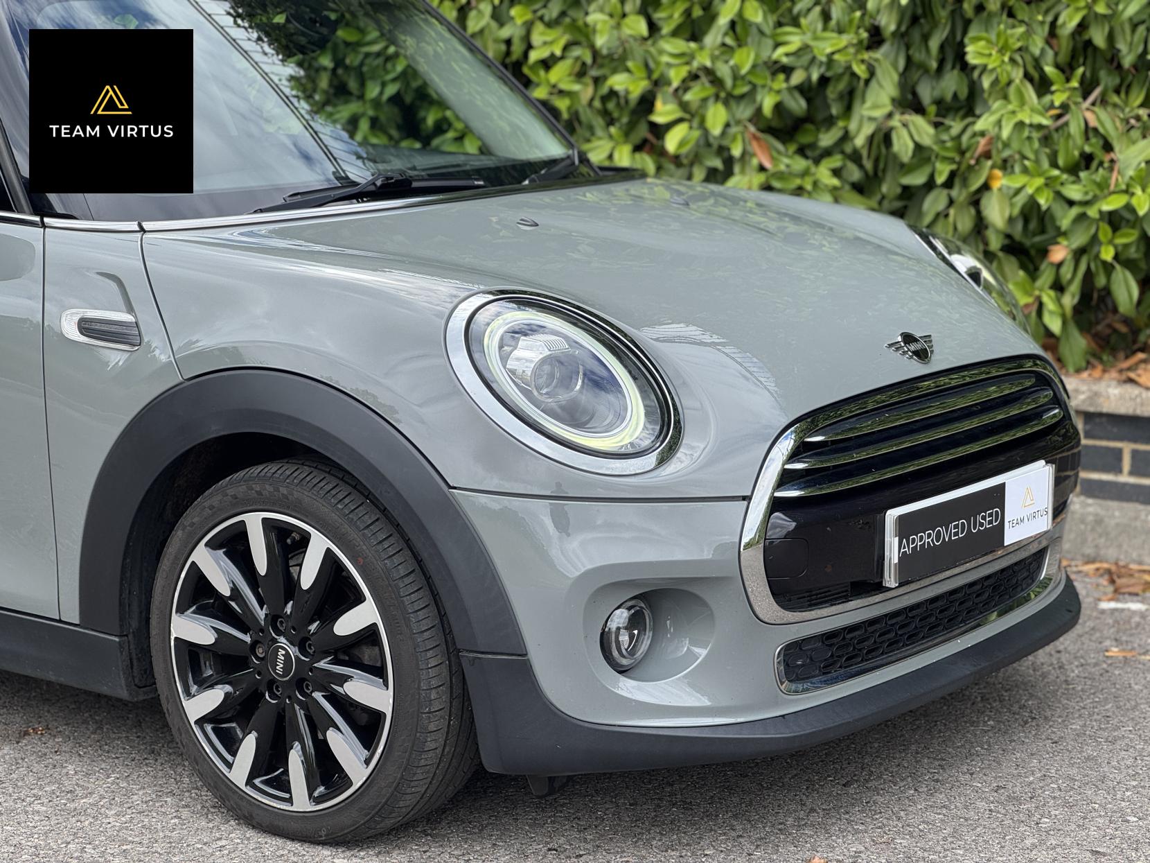 MINI Hatch 1.5 Cooper Exclusive Hatchback 5dr Petrol Manual Euro 6 (s/s) (136 ps)