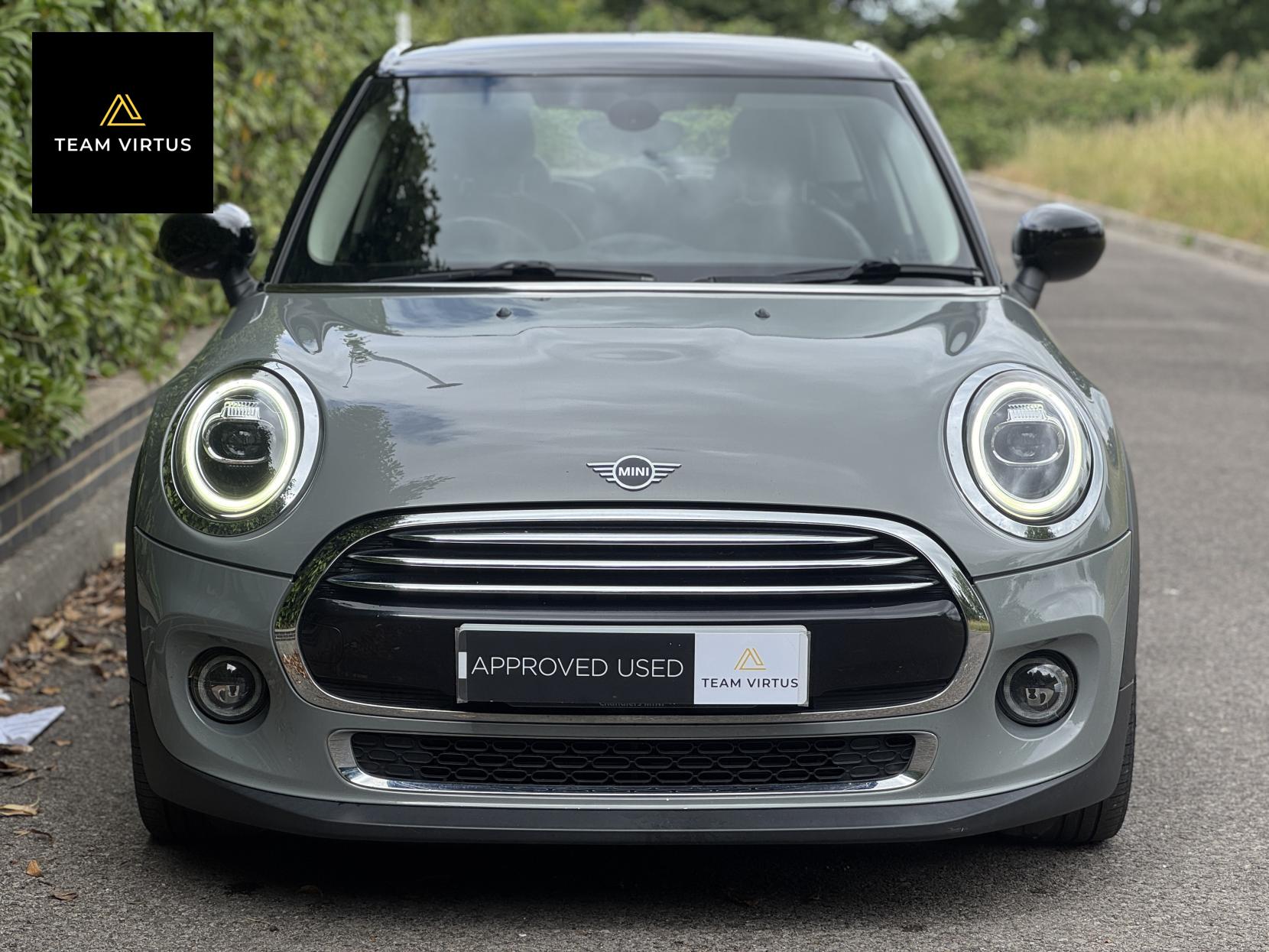 MINI Hatch 1.5 Cooper Exclusive Hatchback 5dr Petrol Manual Euro 6 (s/s) (136 ps)
