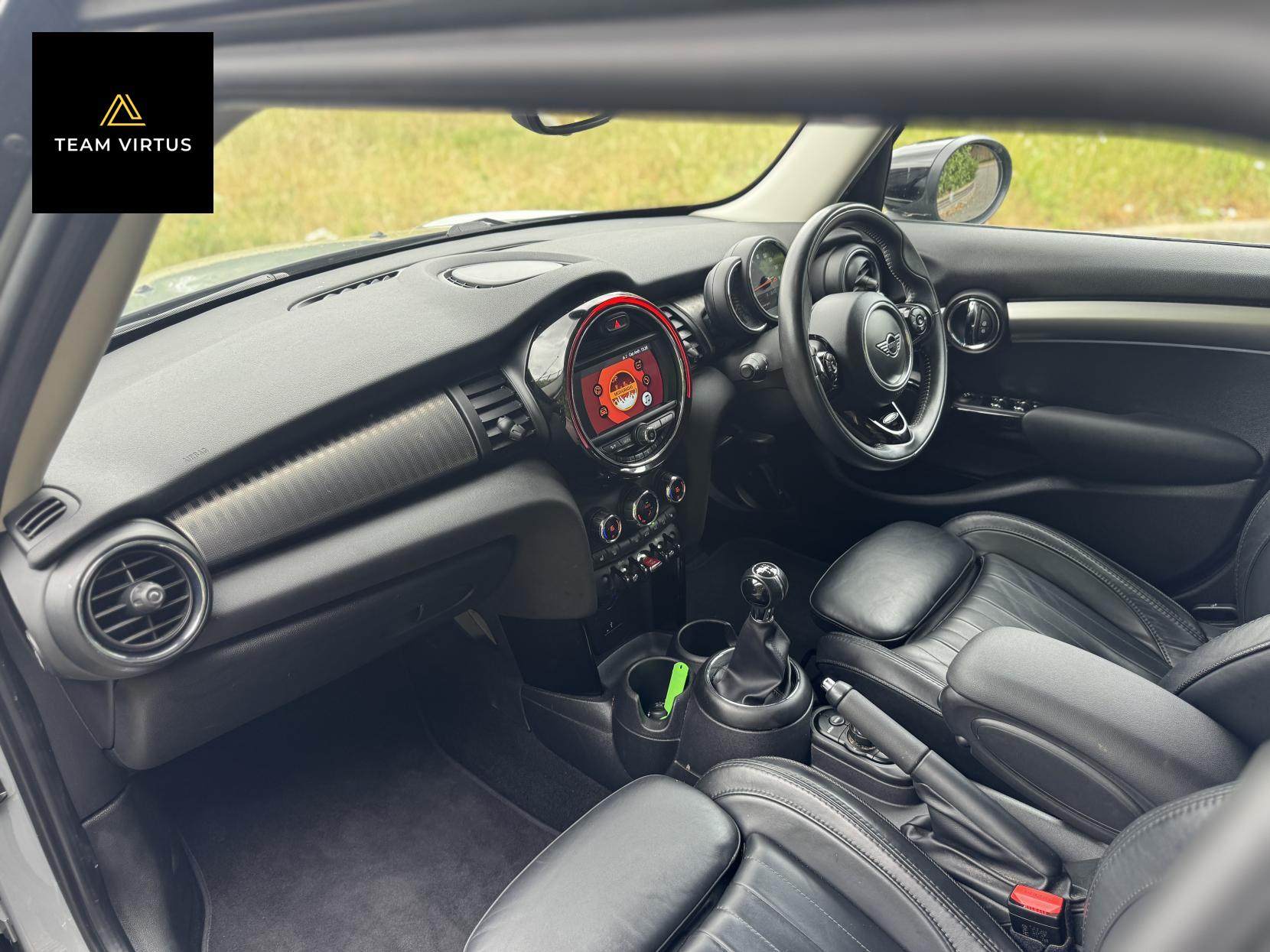 MINI Hatch 1.5 Cooper Exclusive Hatchback 5dr Petrol Manual Euro 6 (s/s) (136 ps)