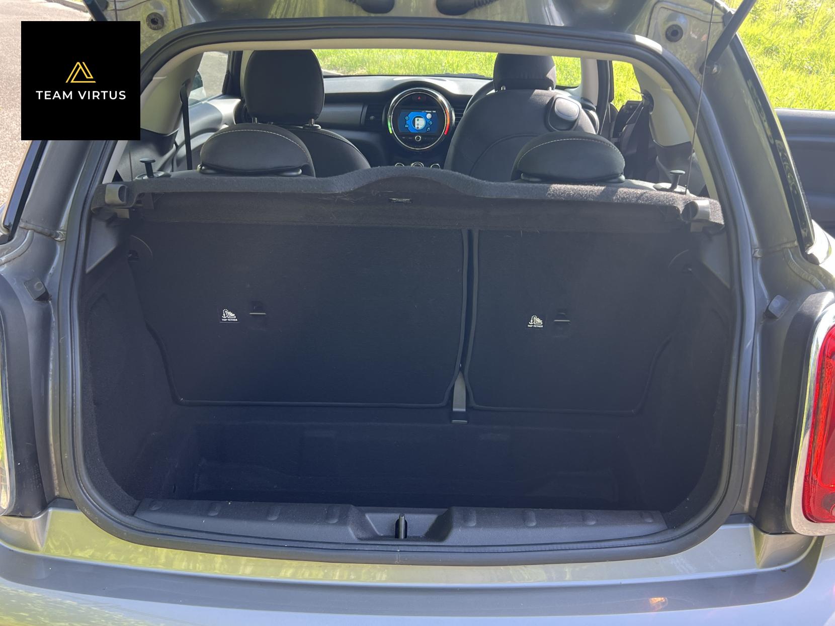 MINI Hatch 1.5 Cooper Hatchback 3dr Petrol Manual Euro 6 (s/s) (136 ps)