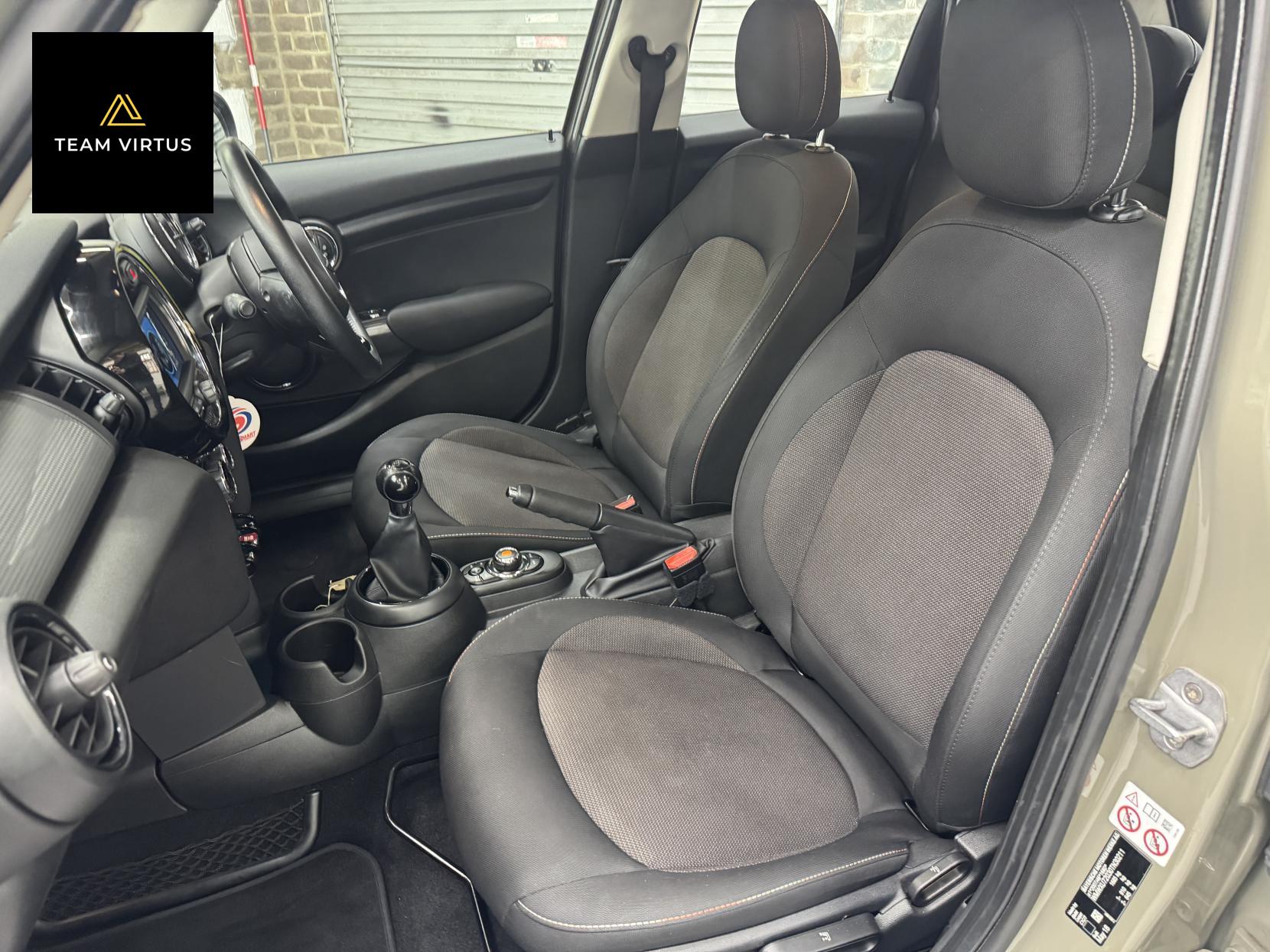 MINI Hatch 1.5 Cooper Hatchback 5dr Petrol Manual Euro 6 (s/s) (136 ps)