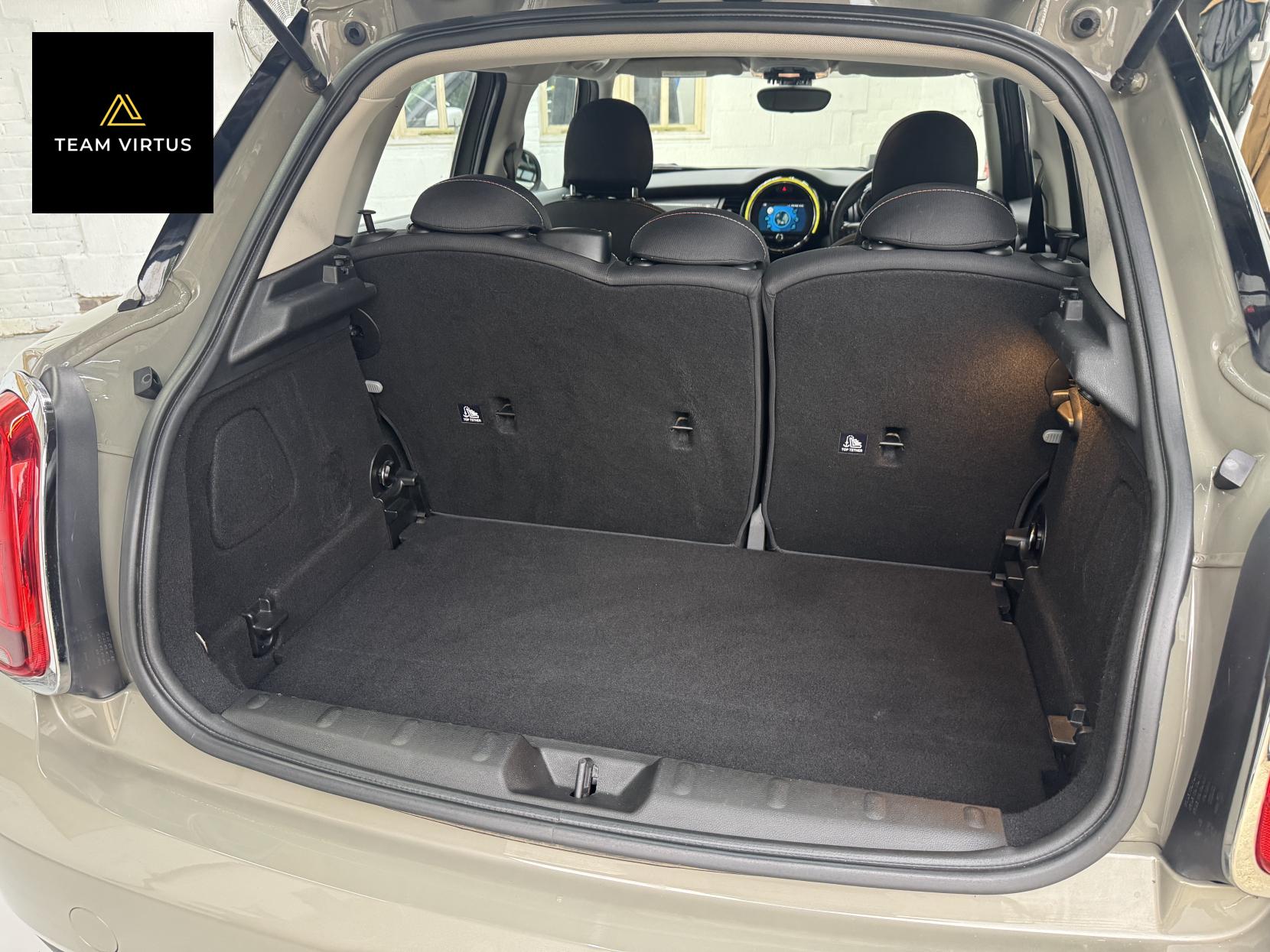 MINI Hatch 1.5 Cooper Hatchback 5dr Petrol Manual Euro 6 (s/s) (136 ps)