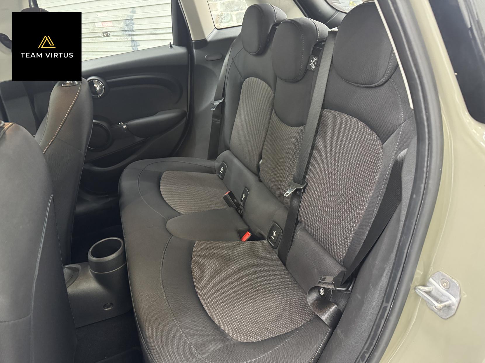 MINI Hatch 1.5 Cooper Hatchback 5dr Petrol Manual Euro 6 (s/s) (136 ps)