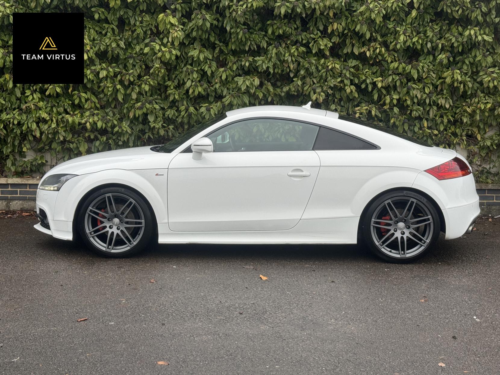 Audi TT 2.0 TDI Black Edition Coupe 3dr Diesel Manual quattro Euro 5 (170 ps)