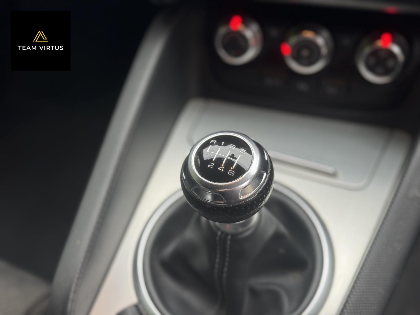 Audi TT 2.0 TDI Black Edition Coupe 3dr Diesel Manual quattro Euro 5 (170 ps)