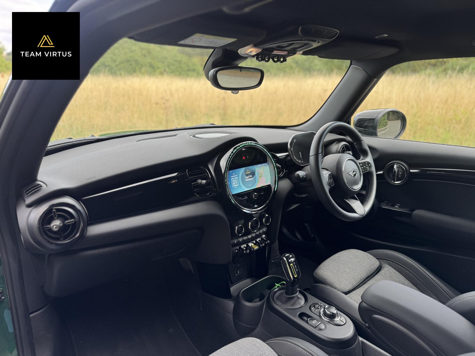 MINI Electric Hatch Cooper SE 32.6kWh Level 2 Hatchback 3dr Electric Auto (184 ps)