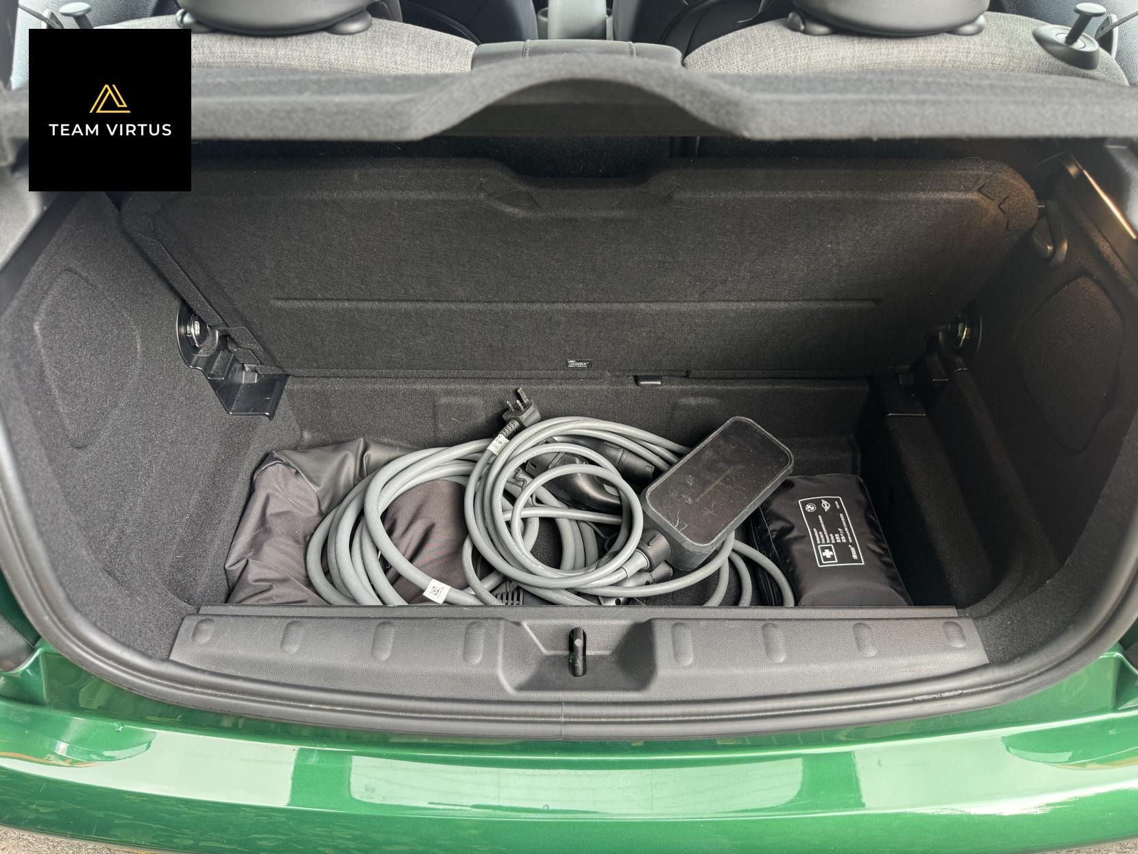 MINI Electric Hatch Cooper SE 32.6kWh Level 2 Hatchback 3dr Electric Auto (184 ps)