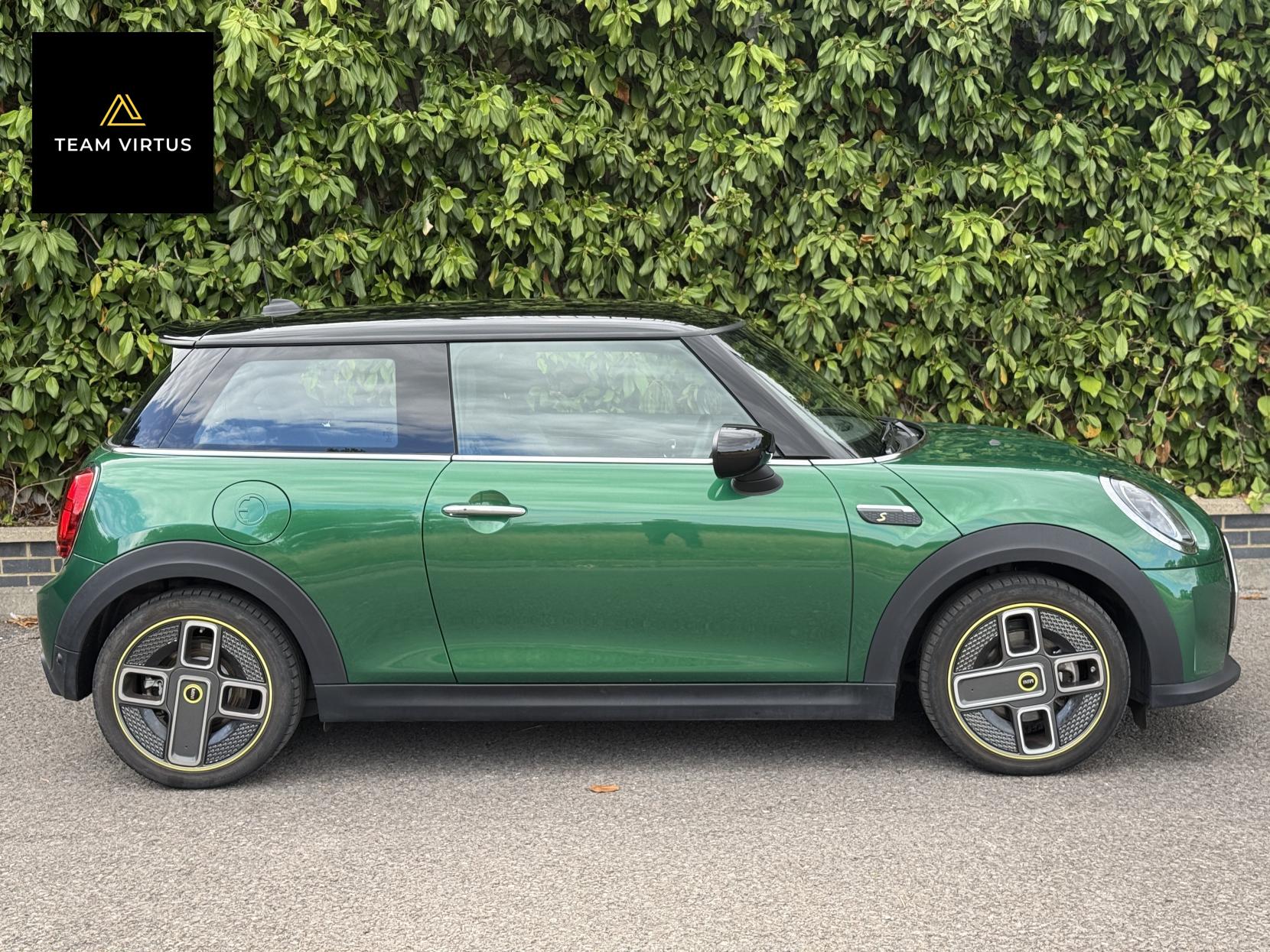 MINI Electric Hatch Cooper SE 32.6kWh Level 2 Hatchback 3dr Electric Auto (184 ps)