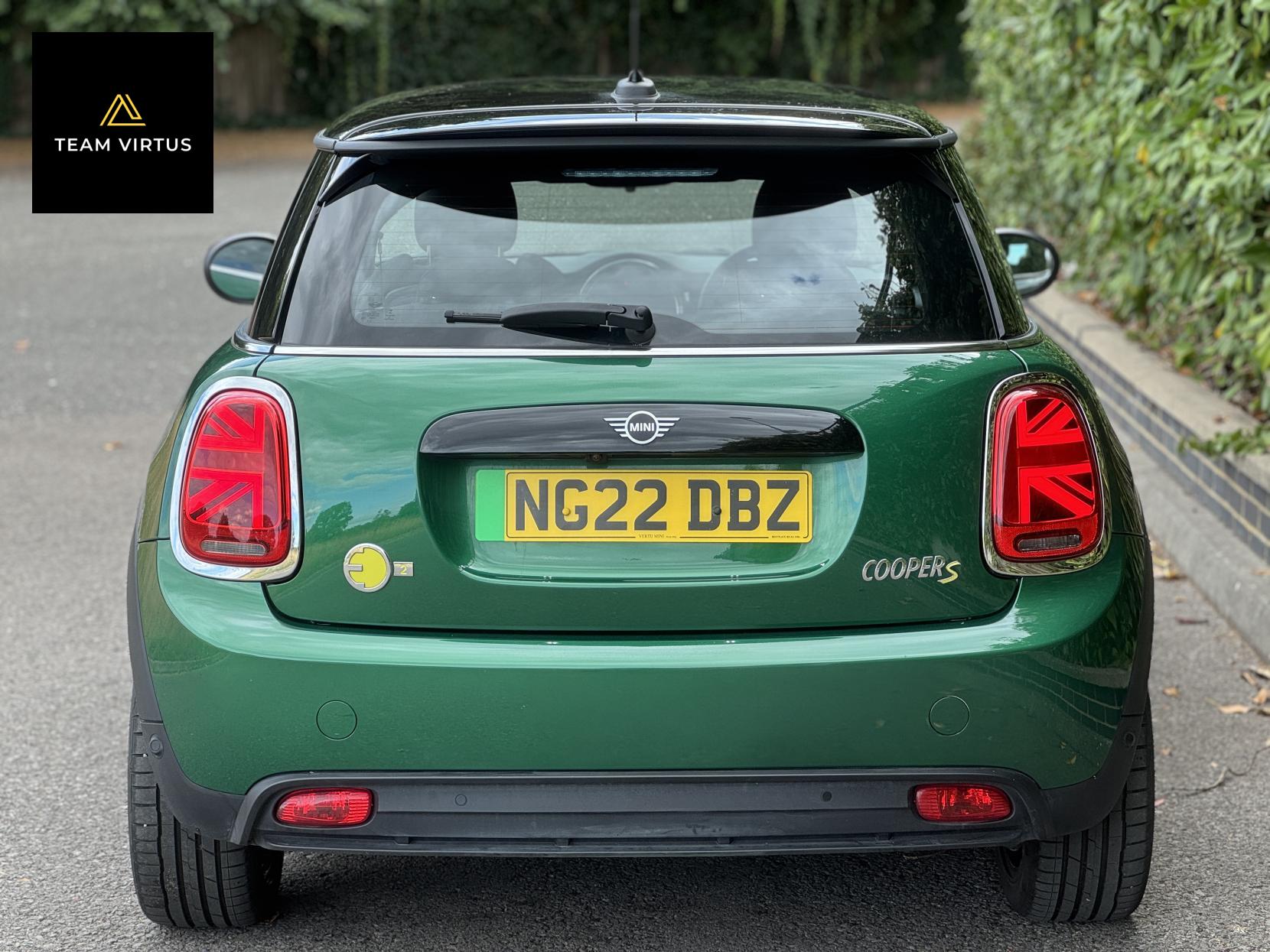MINI Electric Hatch Cooper SE 32.6kWh Level 2 Hatchback 3dr Electric Auto (184 ps)