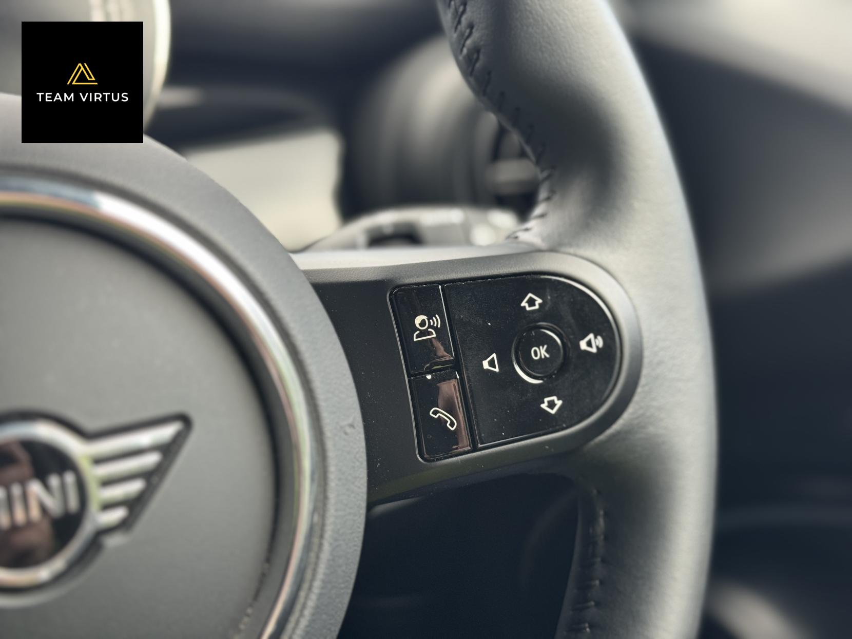 MINI Electric Hatch Cooper SE 32.6kWh Level 2 Hatchback 3dr Electric Auto (184 ps)