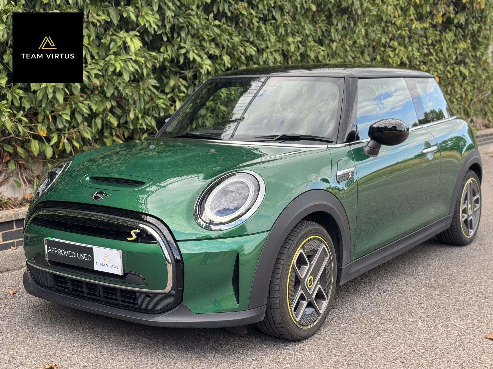 MINI Electric Hatch Cooper SE 32.6kWh Level 2 Hatchback 3dr Electric Auto (184 ps)