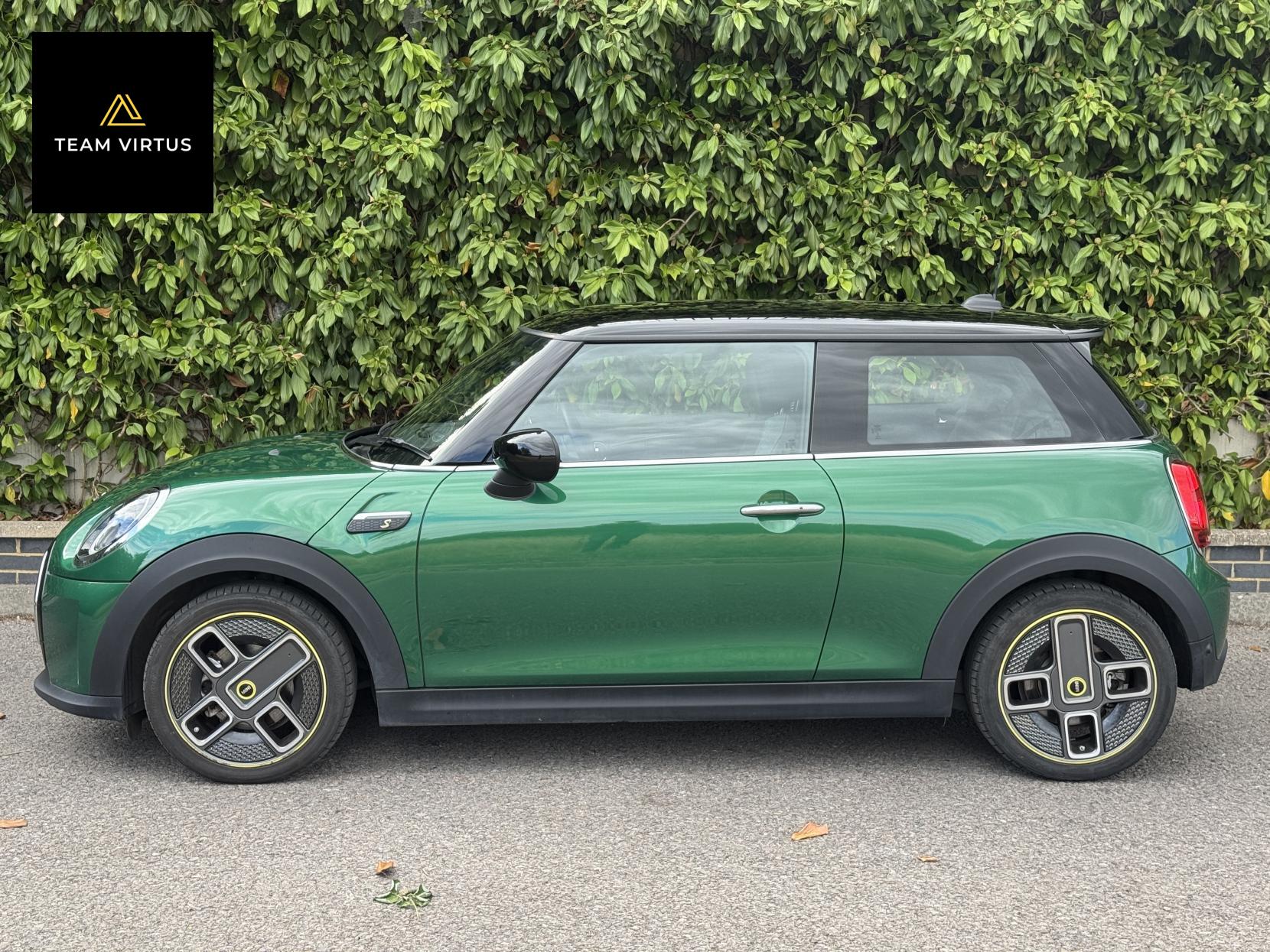 MINI Electric Hatch Cooper SE 32.6kWh Level 2 Hatchback 3dr Electric Auto (184 ps)