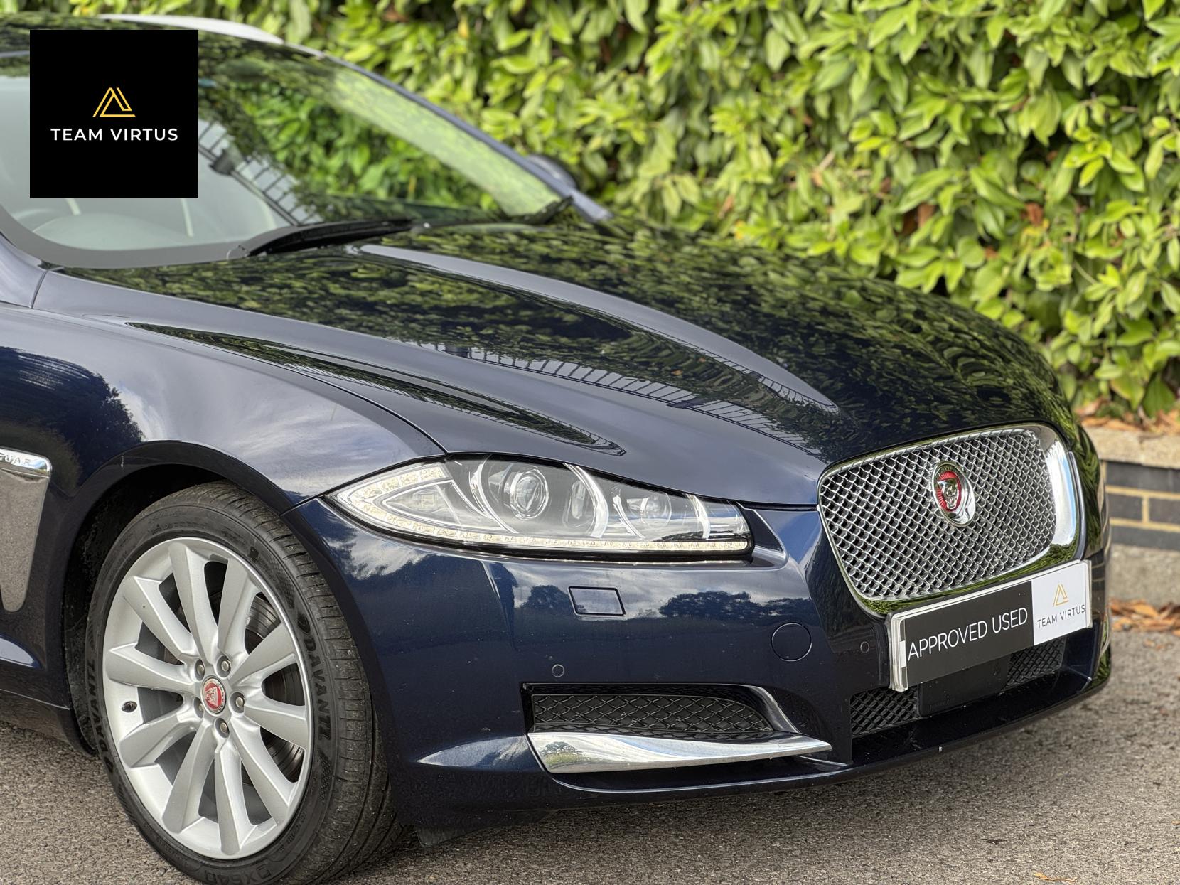 Jaguar XF 2.2d Portfolio Sportbrake 5dr Diesel Auto Euro 5 (s/s) (200 ps)
