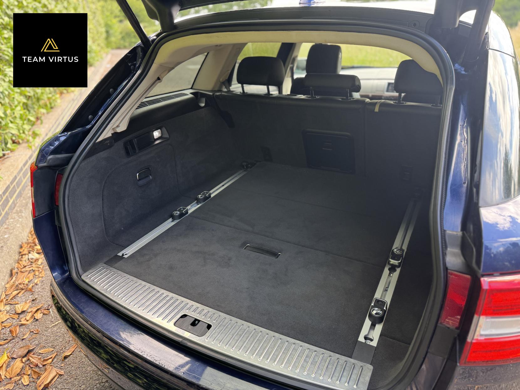 Jaguar XF 2.2d Portfolio Sportbrake 5dr Diesel Auto Euro 5 (s/s) (200 ps)