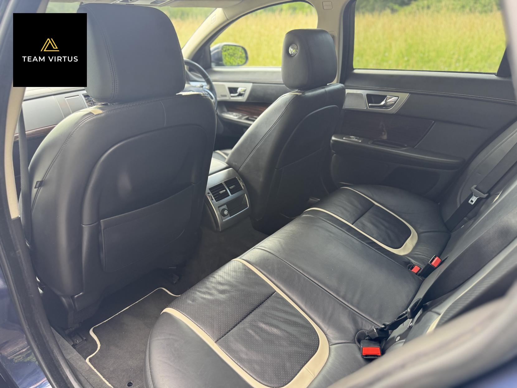 Jaguar XF 2.2d Portfolio Sportbrake 5dr Diesel Auto Euro 5 (s/s) (200 ps)