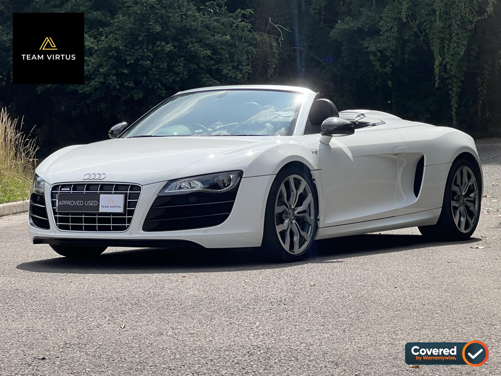 Audi R8 5.2 FSI V10 Spyder 2dr Petrol Manual quattro Euro 5 (525 ps)