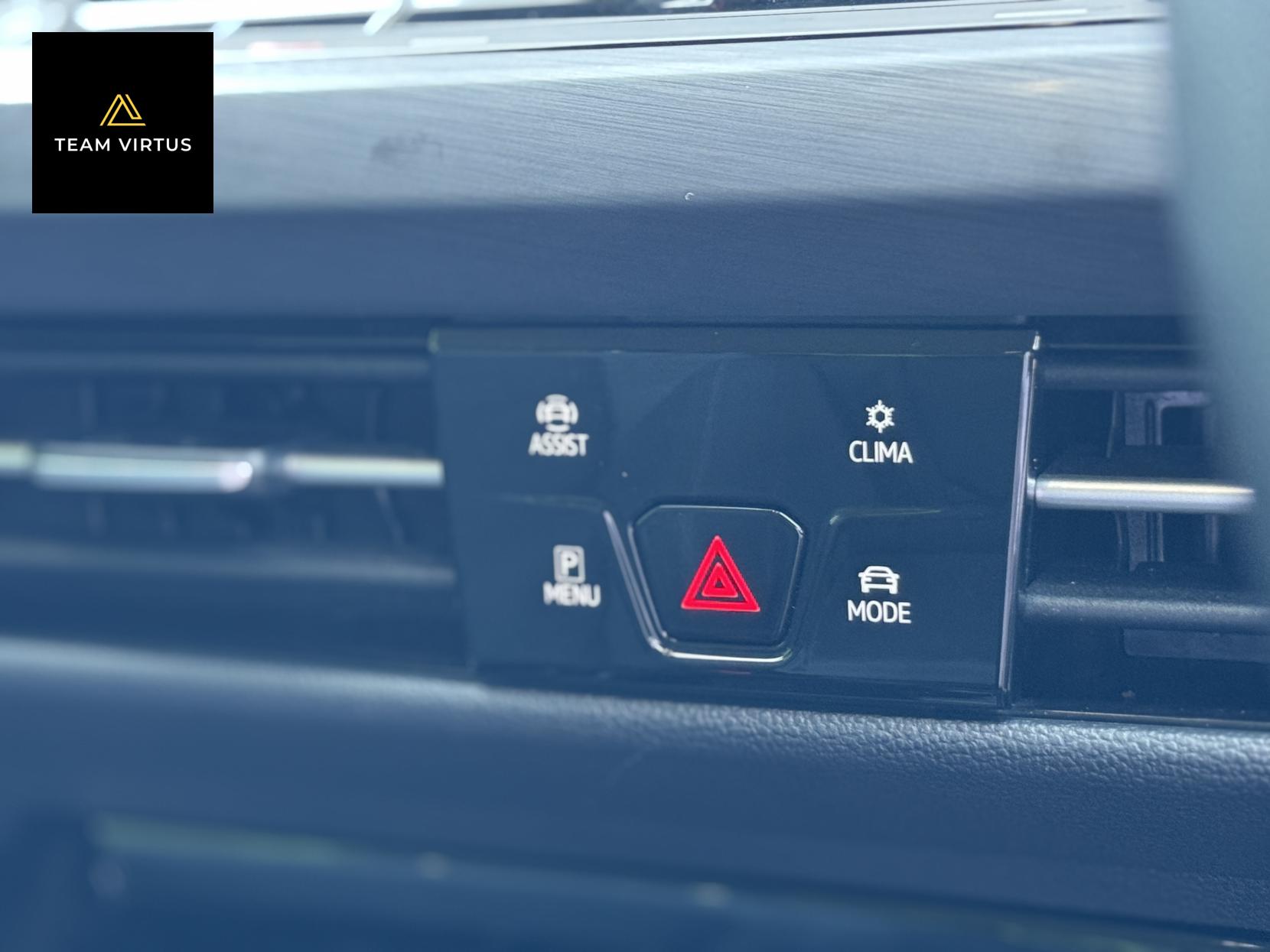 Volkswagen Golf 1.4 TSI 13kWh Style Hatchback 5dr Petrol Plug-in Hybrid DSG Euro 6 (s/s) (204 ps)
