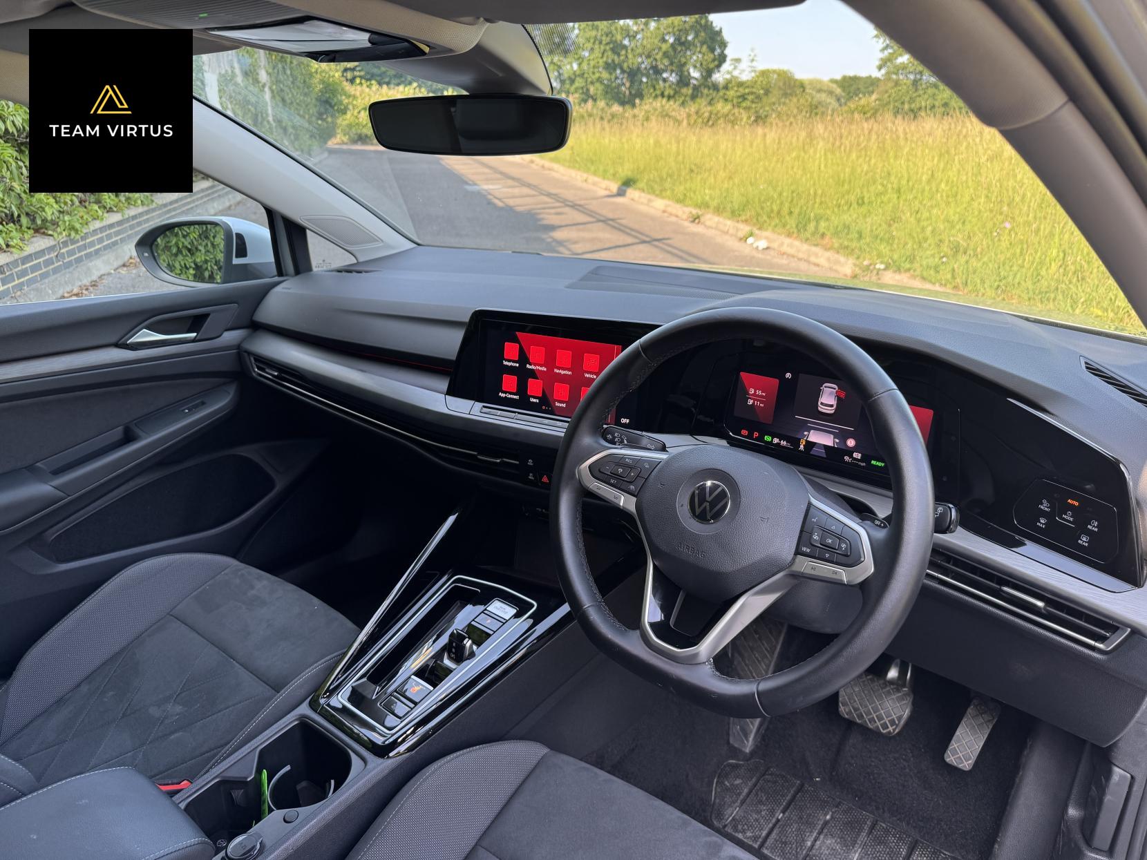 Volkswagen Golf 1.4 TSI 13kWh Style Hatchback 5dr Petrol Plug-in Hybrid DSG Euro 6 (s/s) (204 ps)