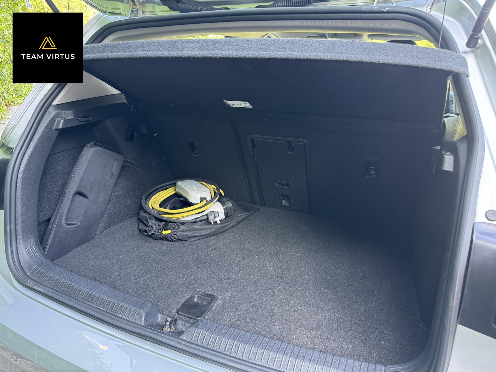 Volkswagen Golf 1.4 TSI 13kWh Style Hatchback 5dr Petrol Plug-in Hybrid DSG Euro 6 (s/s) (204 ps)