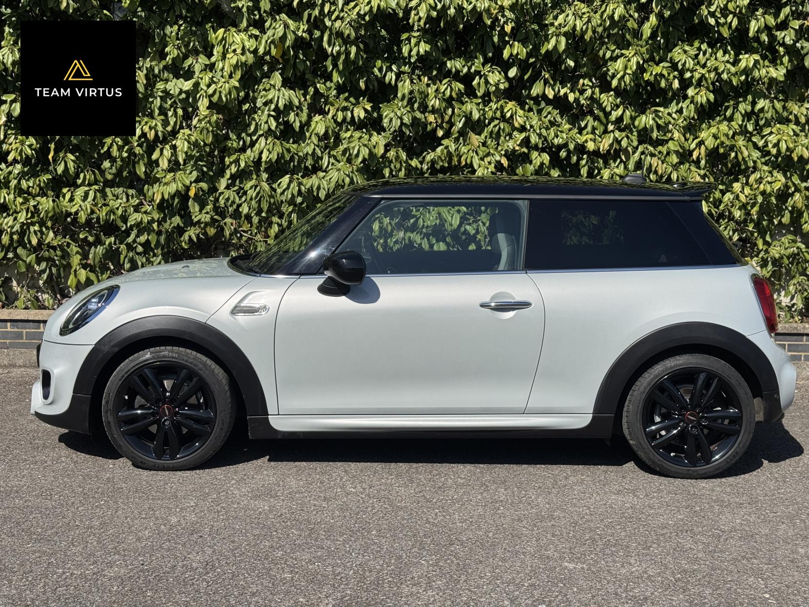 MINI Hatch 1.5 Cooper Sport Hatchback 3dr Petrol Steptronic Euro 6 (s/s) (136 ps)