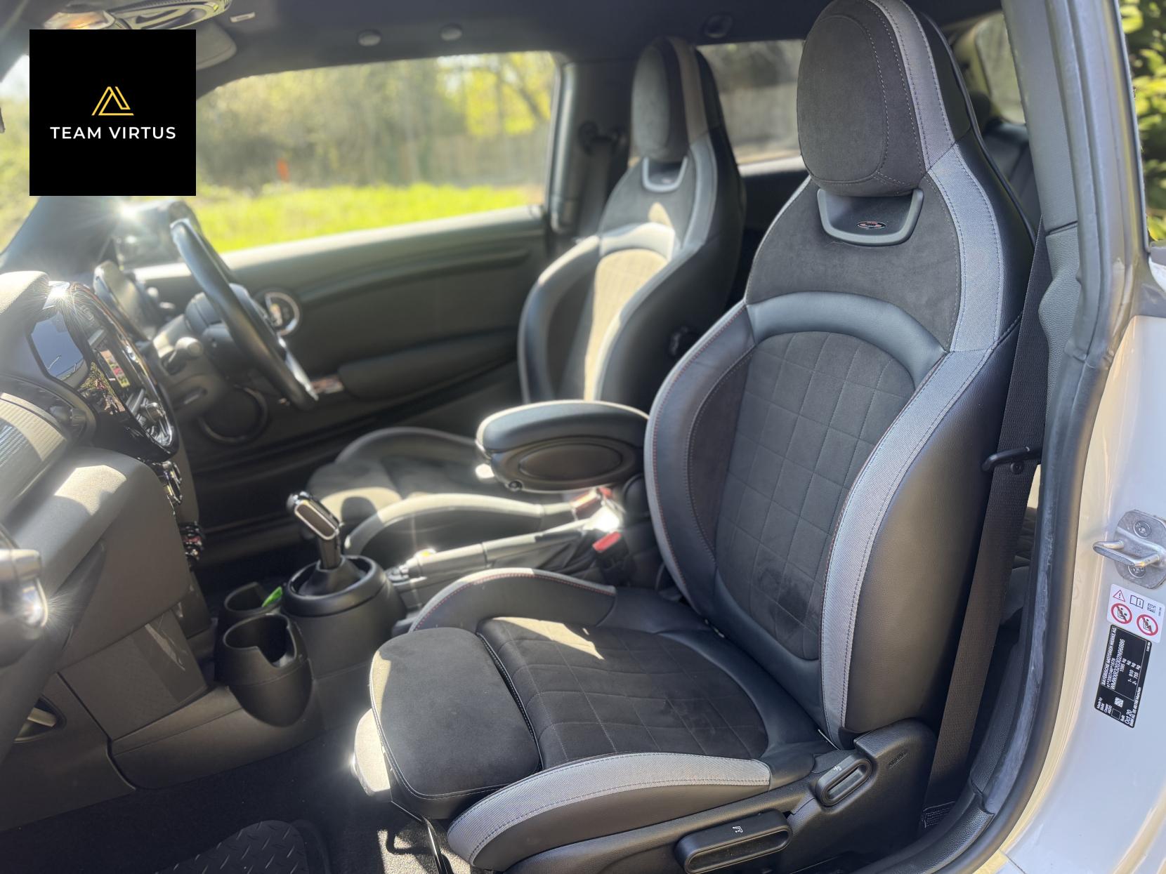 MINI Hatch 1.5 Cooper Sport Hatchback 3dr Petrol Steptronic Euro 6 (s/s) (136 ps)