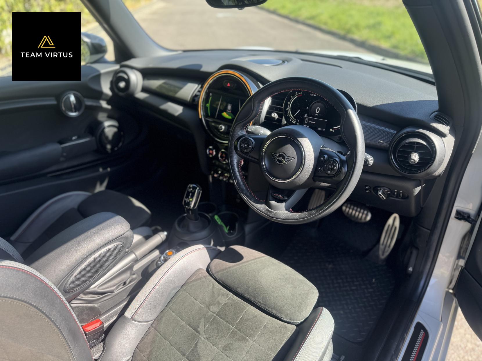 MINI Hatch 1.5 Cooper Sport Hatchback 3dr Petrol Steptronic Euro 6 (s/s) (136 ps)