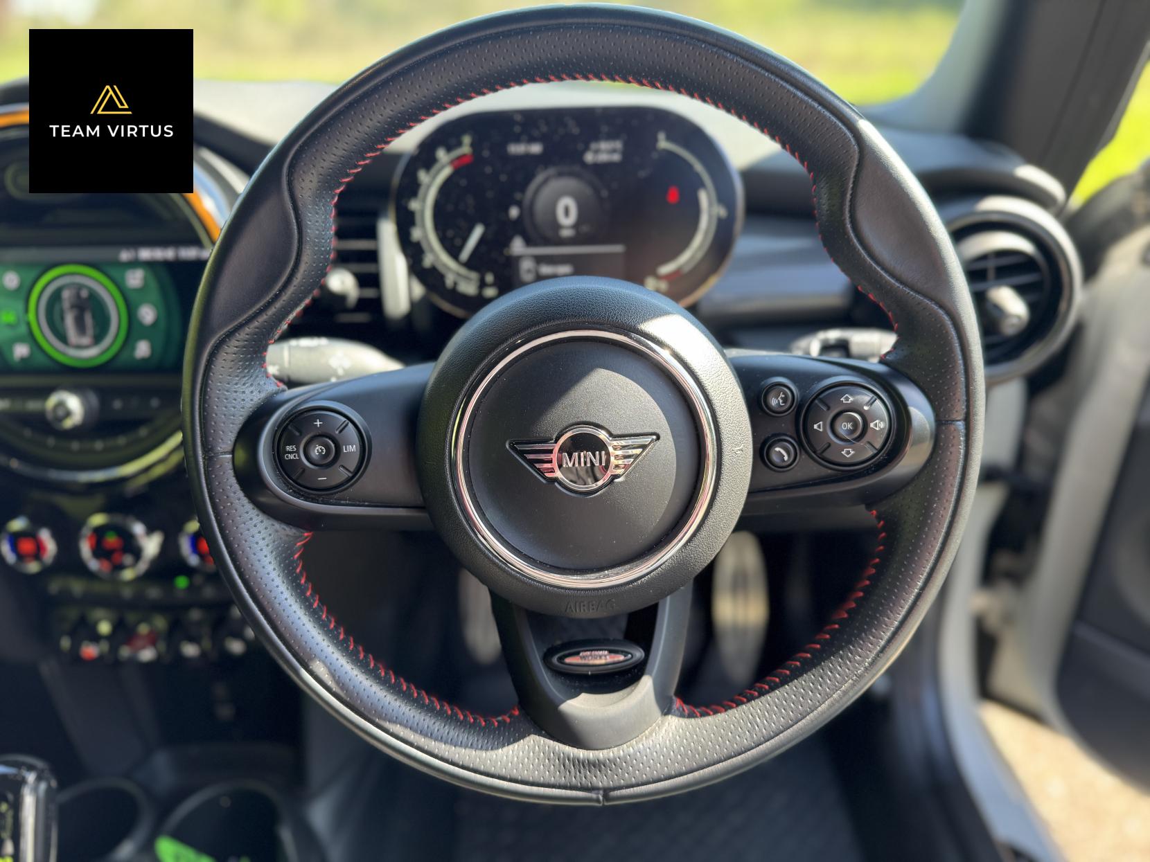 MINI Hatch 1.5 Cooper Sport Hatchback 3dr Petrol Steptronic Euro 6 (s/s) (136 ps)