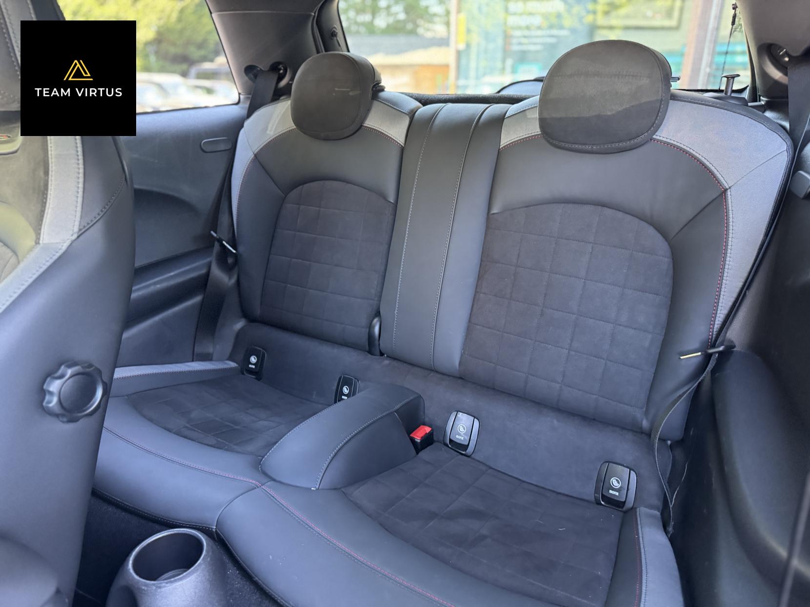 MINI Hatch 1.5 Cooper Sport Hatchback 3dr Petrol Steptronic Euro 6 (s/s) (136 ps)