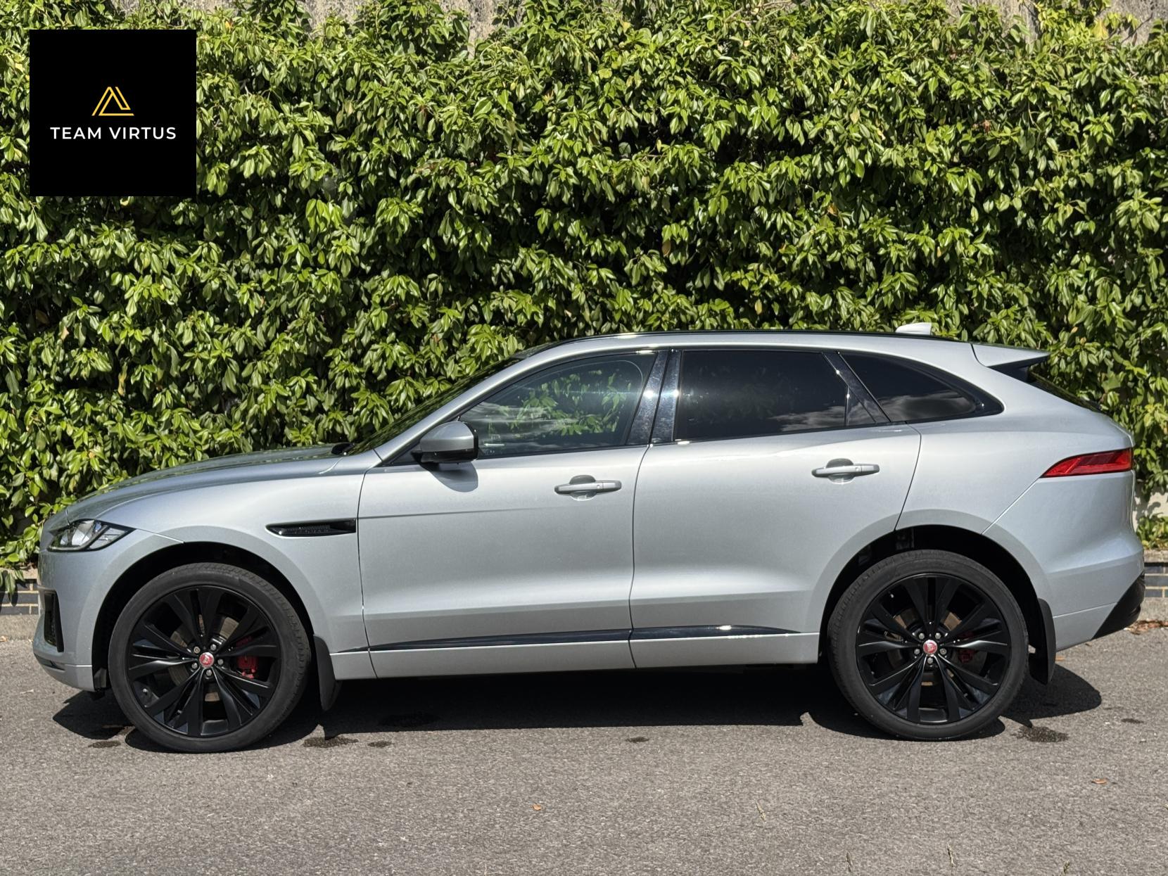 Jaguar F-PACE 3.0 D300 V6 S SUV 5dr Diesel Auto AWD Euro 6 (s/s) (300 ps)