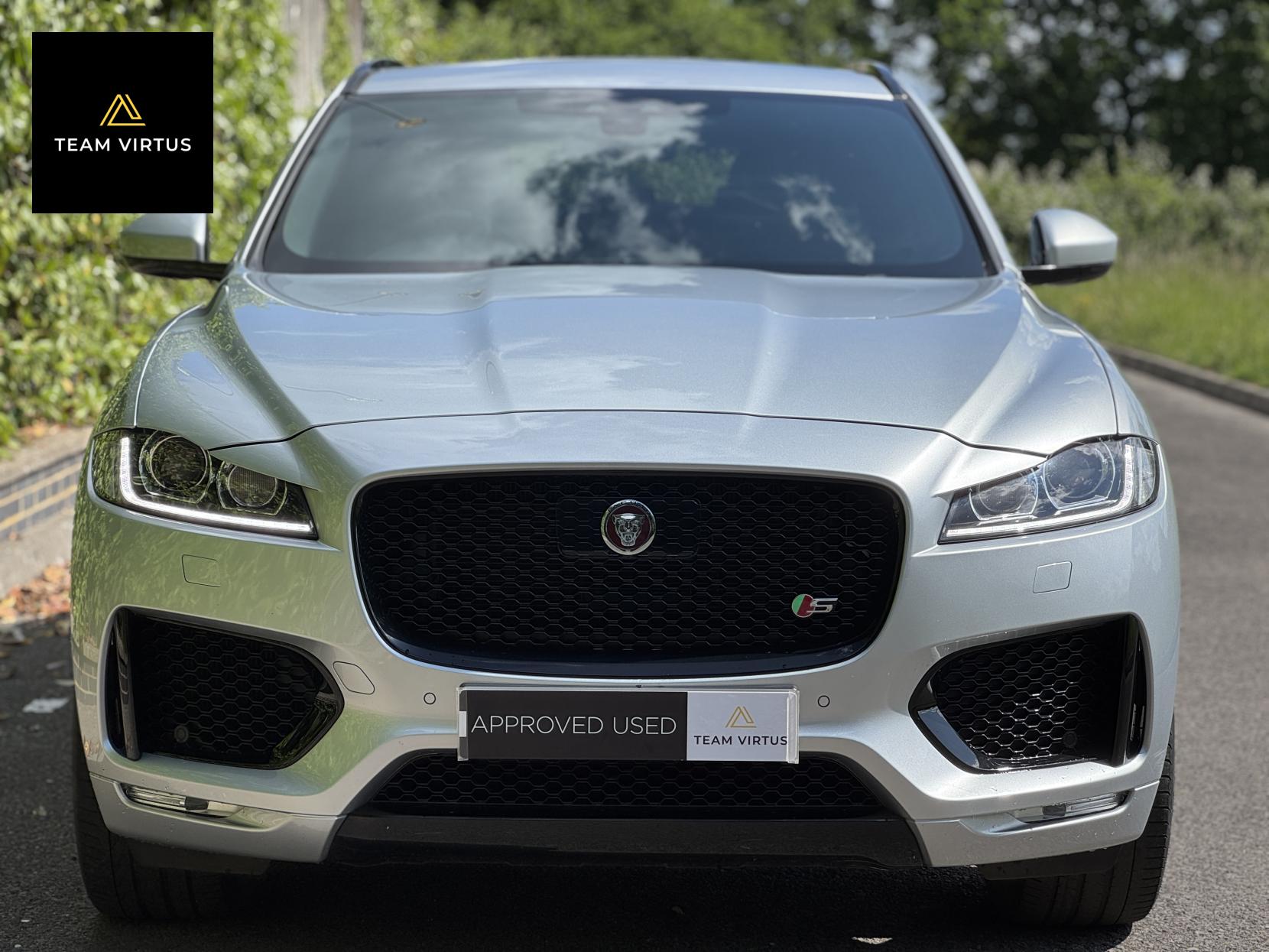 Jaguar F-PACE 3.0 D300 V6 S SUV 5dr Diesel Auto AWD Euro 6 (s/s) (300 ps)