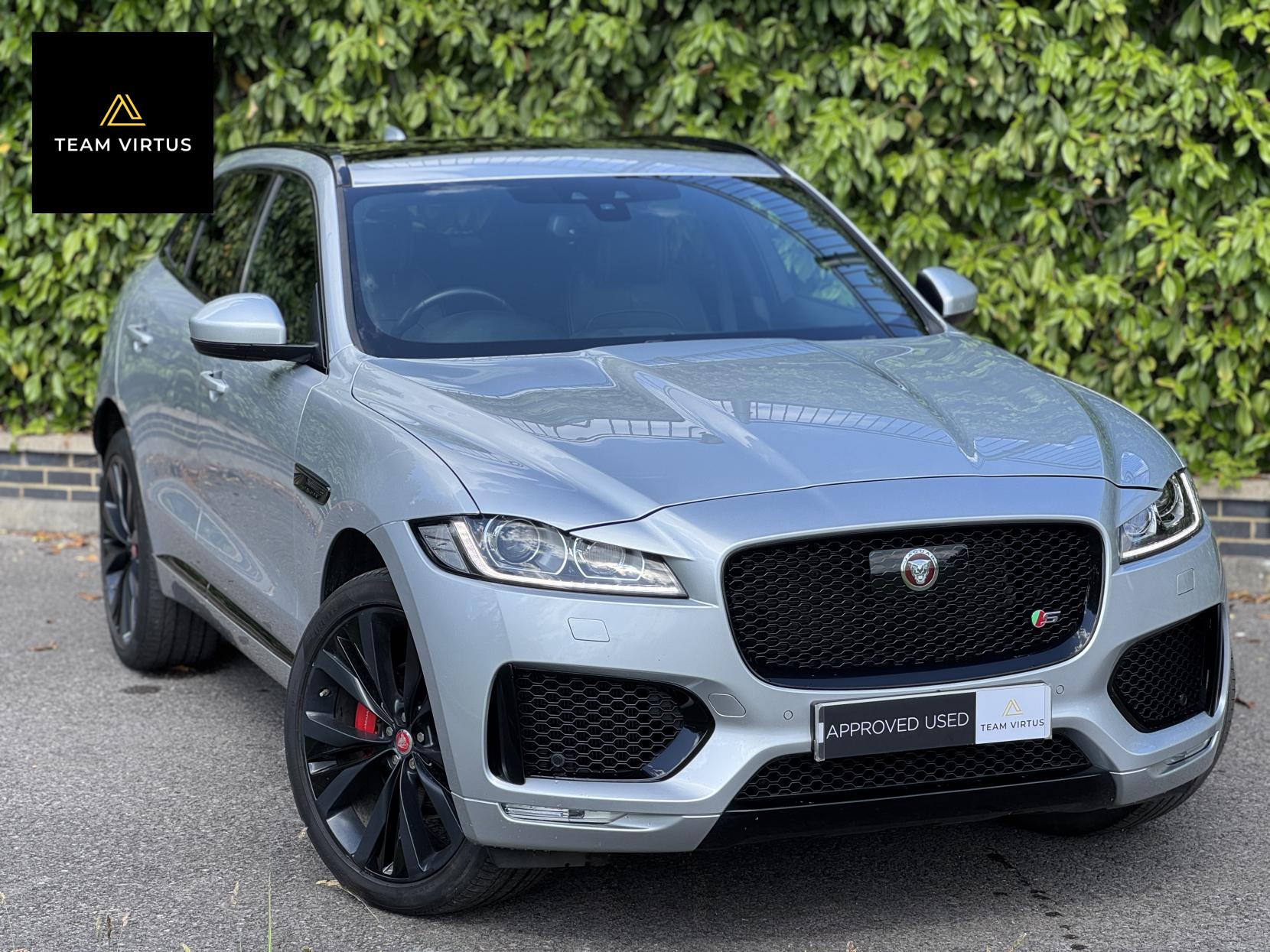 Jaguar F-PACE 3.0 D300 V6 S SUV 5dr Diesel Auto AWD Euro 6 (s/s) (300 ps)