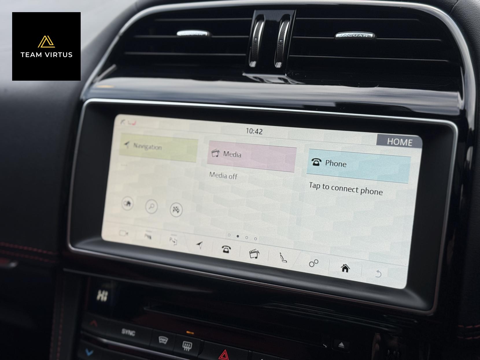 Jaguar F-PACE 3.0 S 375 s/c 3.0 V6 S SUV 5dr Petrol Auto AWD Euro 6 (s/s) (380 ps)