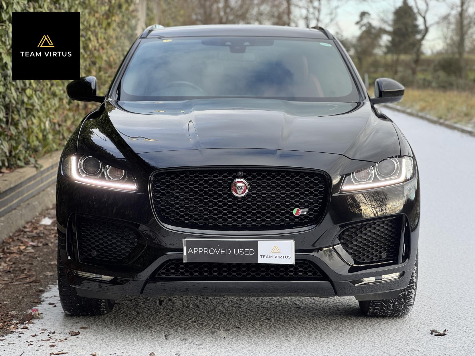 Jaguar F-PACE 3.0 S 375 s/c 3.0 V6 S SUV 5dr Petrol Auto AWD Euro 6 (s/s) (380 ps)