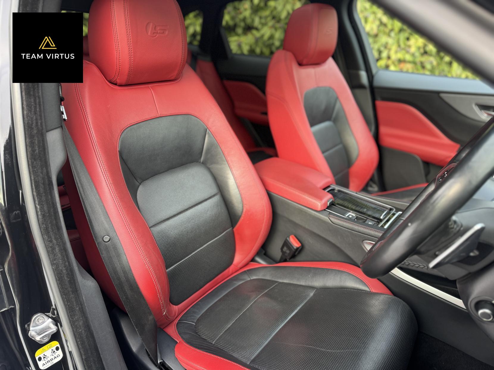 Jaguar F-PACE 3.0 S 375 s/c 3.0 V6 S SUV 5dr Petrol Auto AWD Euro 6 (s/s) (380 ps)