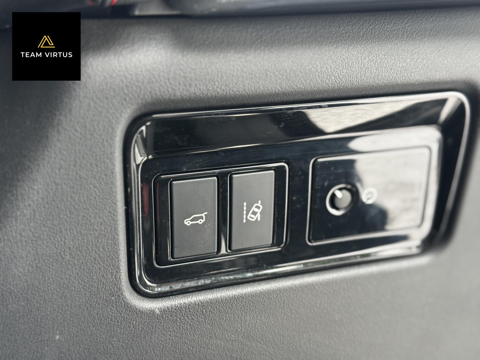 Jaguar F-PACE 3.0 S 375 s/c 3.0 V6 S SUV 5dr Petrol Auto AWD Euro 6 (s/s) (380 ps)