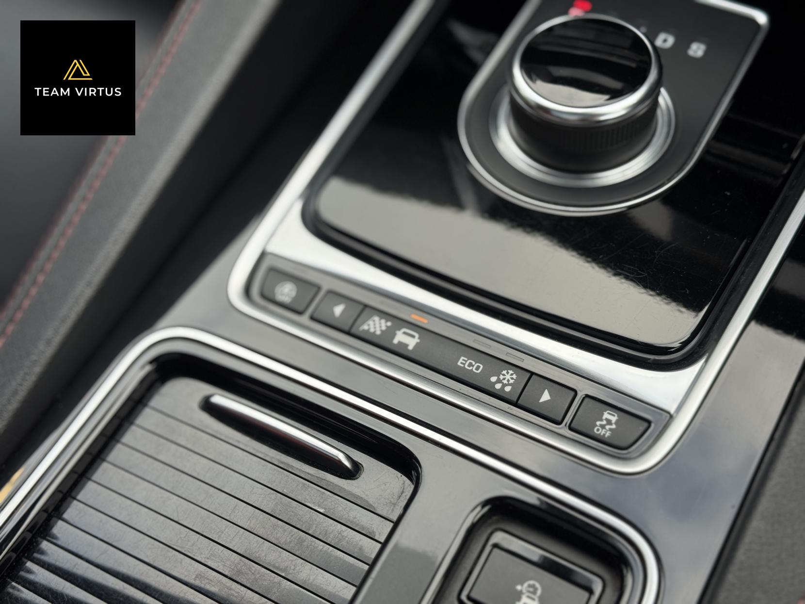 Jaguar F-PACE 3.0 S 375 s/c 3.0 V6 S SUV 5dr Petrol Auto AWD Euro 6 (s/s) (380 ps)