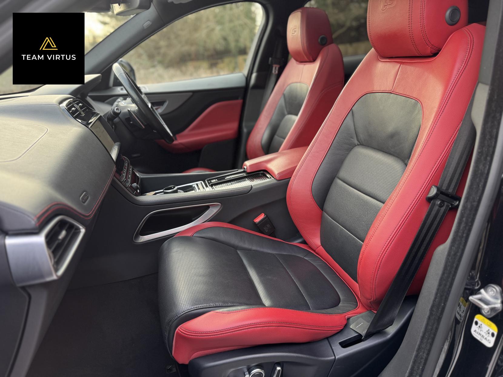 Jaguar F-PACE 3.0 S 375 s/c 3.0 V6 S SUV 5dr Petrol Auto AWD Euro 6 (s/s) (380 ps)