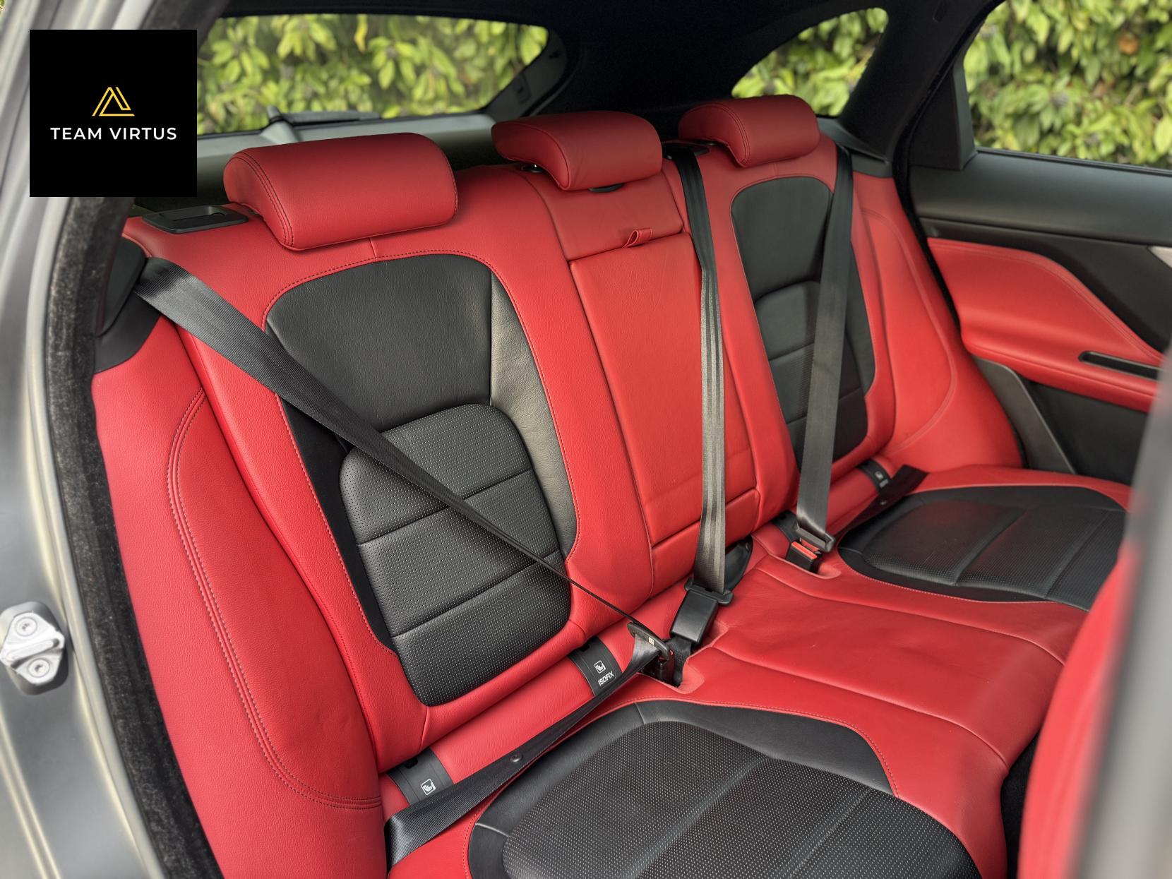 Jaguar F-PACE 3.0 S 375 s/c 3.0 V6 S SUV 5dr Petrol Auto AWD Euro 6 (s/s) (380 ps)