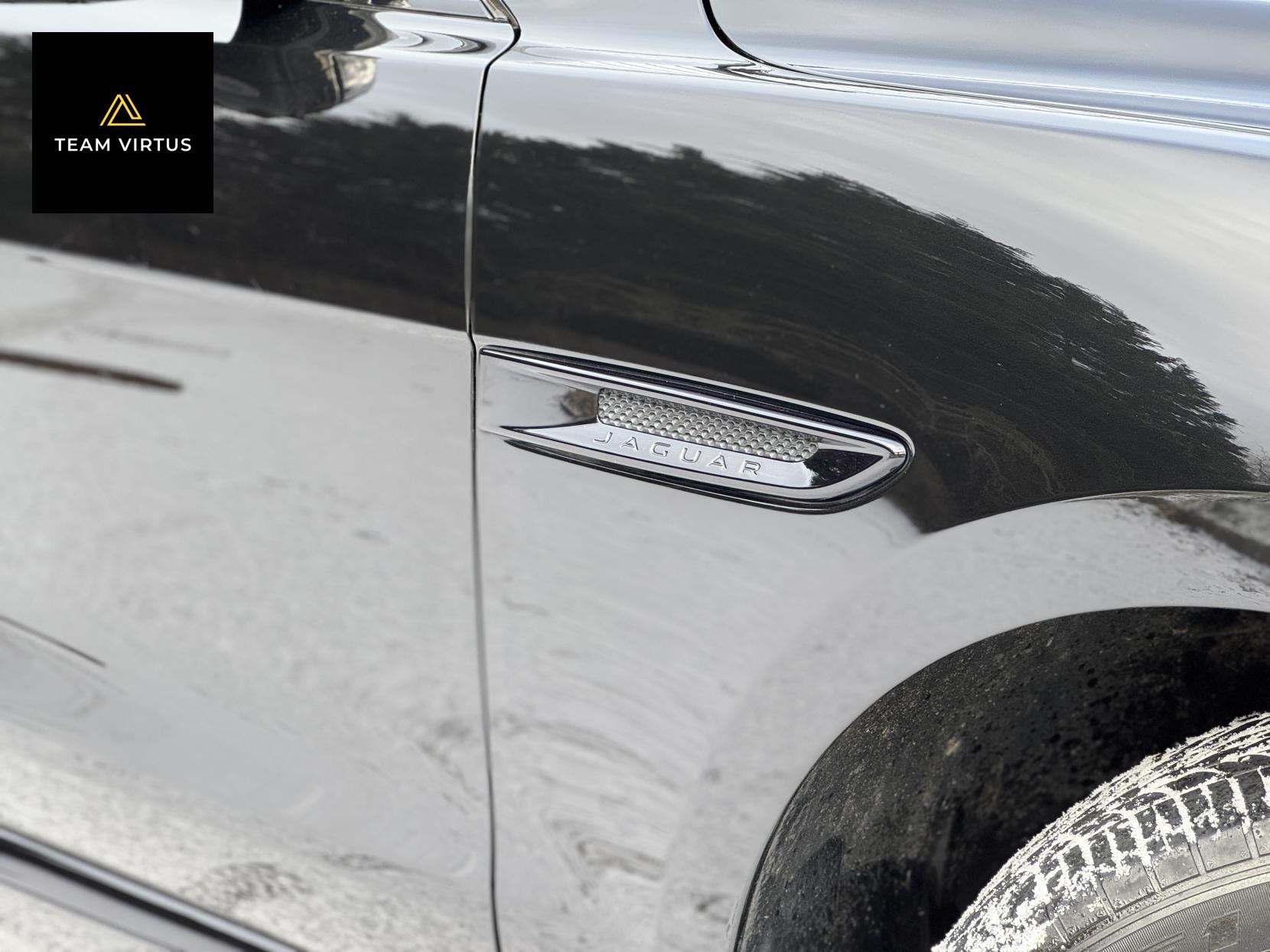 Jaguar F-PACE 3.0 S 375 s/c 3.0 V6 S SUV 5dr Petrol Auto AWD Euro 6 (s/s) (380 ps)