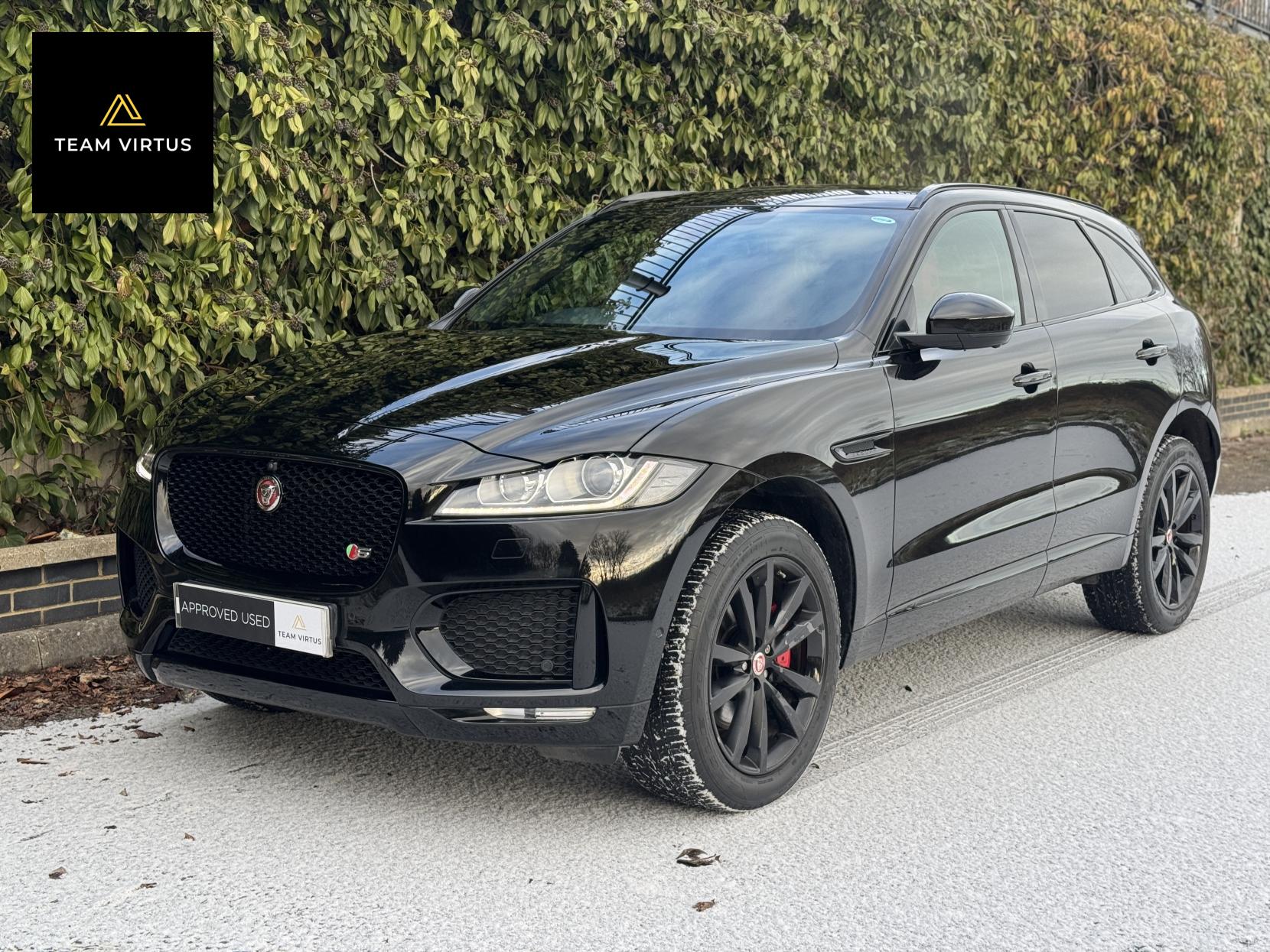Jaguar F-PACE 3.0 S 375 s/c 3.0 V6 S SUV 5dr Petrol Auto AWD Euro 6 (s/s) (380 ps)
