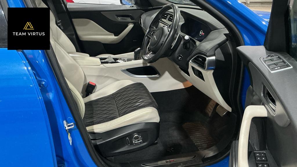 Jaguar F-PACE 5.0 V8 SVR SUV 5dr Petrol Quickshift AWD Euro 6 (s/s) (550 ps)