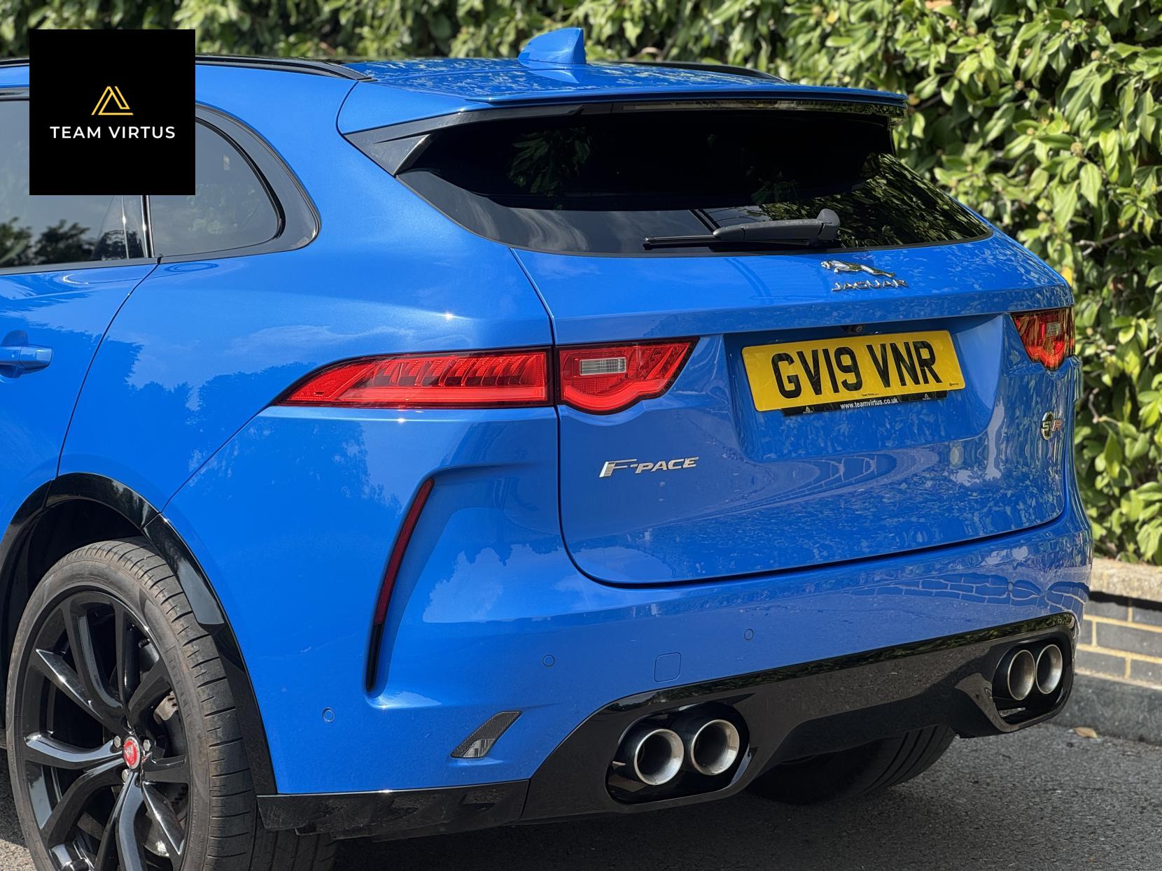 Jaguar F-PACE 5.0 V8 SVR SUV 5dr Petrol Quickshift AWD Euro 6 (s/s) (550 ps)
