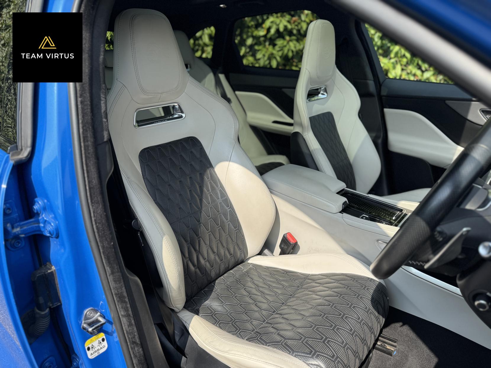 Jaguar F-PACE 5.0 V8 SVR SUV 5dr Petrol Quickshift AWD Euro 6 (s/s) (550 ps)