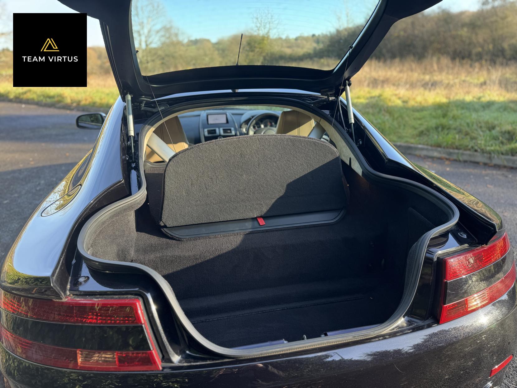 Aston Martin Vantage 4.3 V8 Coupe 2dr Petrol Manual Euro 4 (380 bhp)