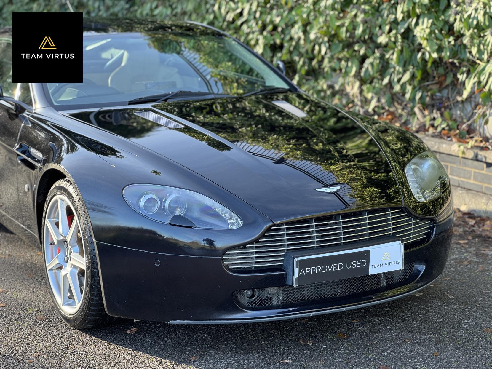 Aston Martin Vantage 4.3 V8 Coupe 2dr Petrol Manual Euro 4 (380 bhp)