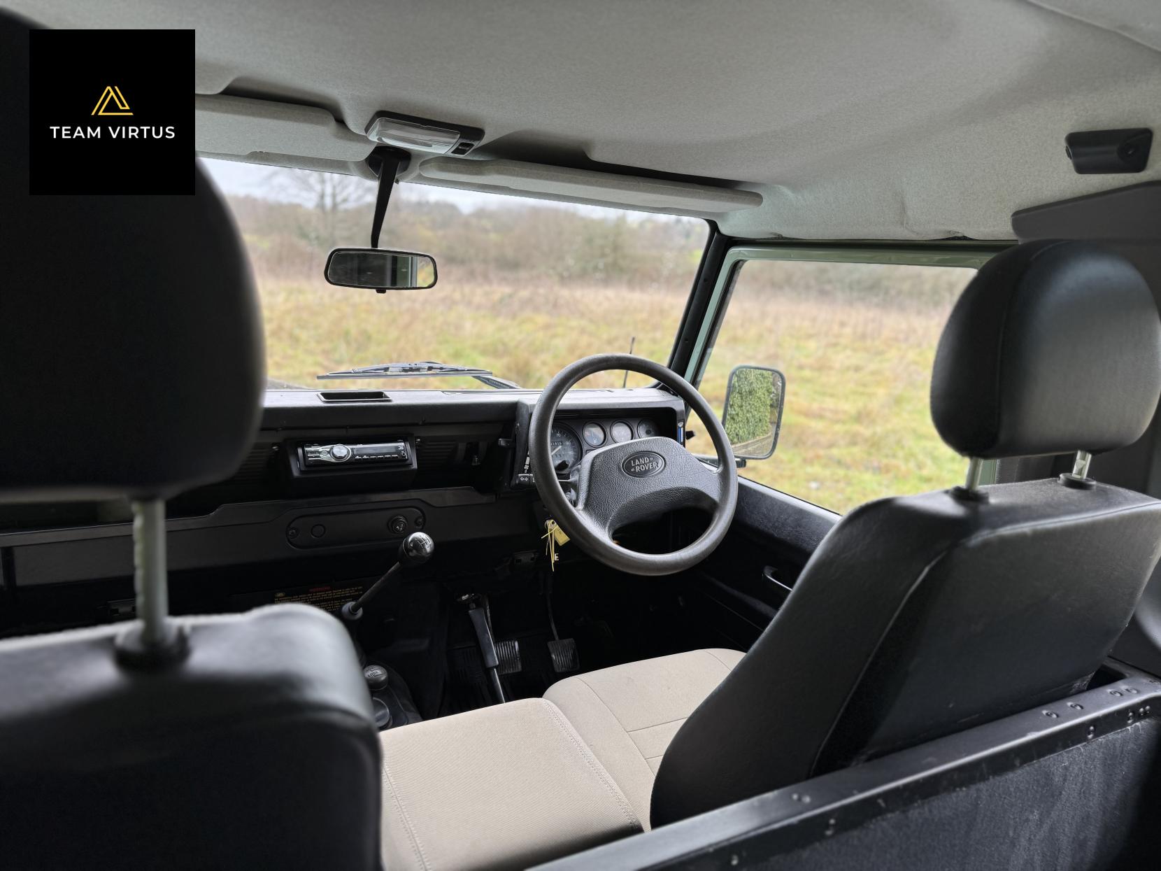 Land Rover Defender 90 300tdi