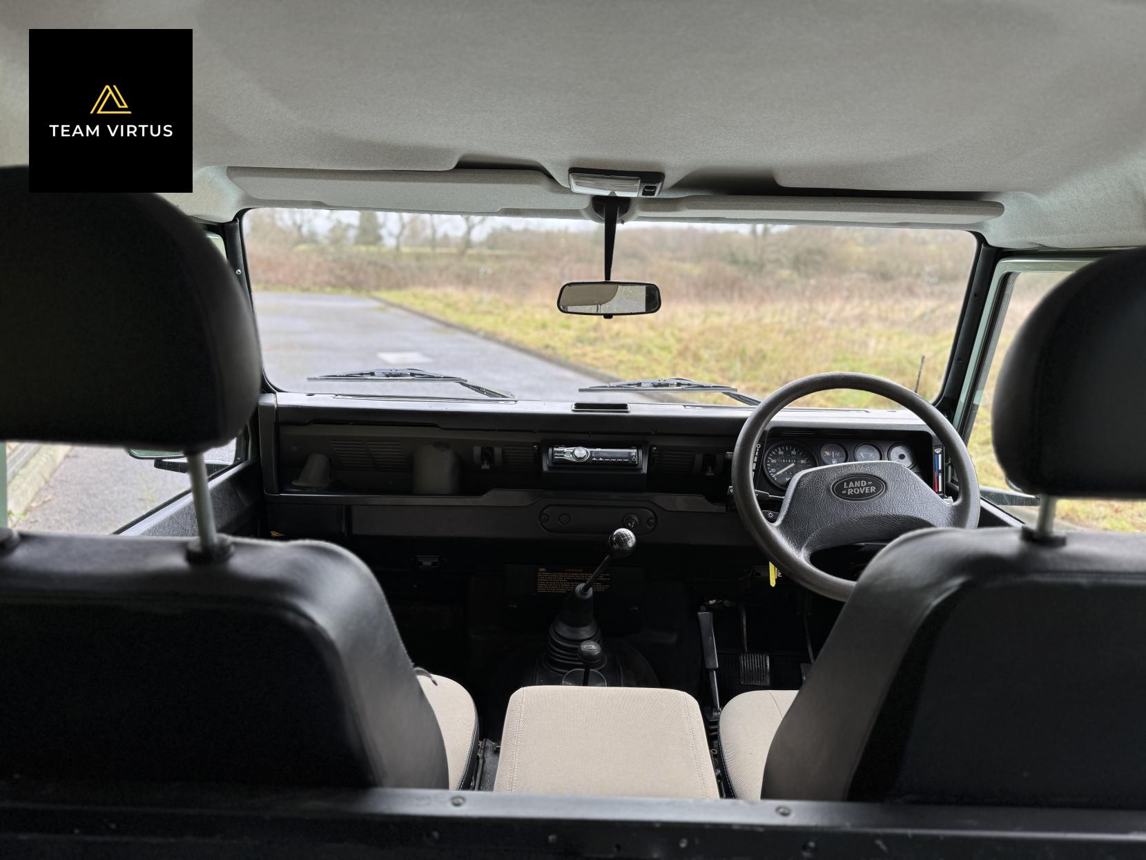 Land Rover Defender 90 300tdi